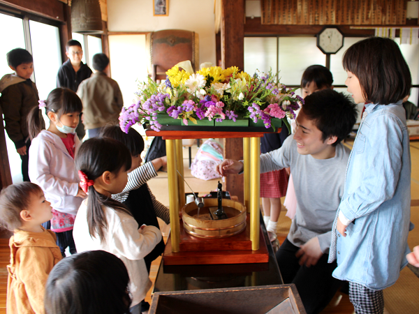 花まつり